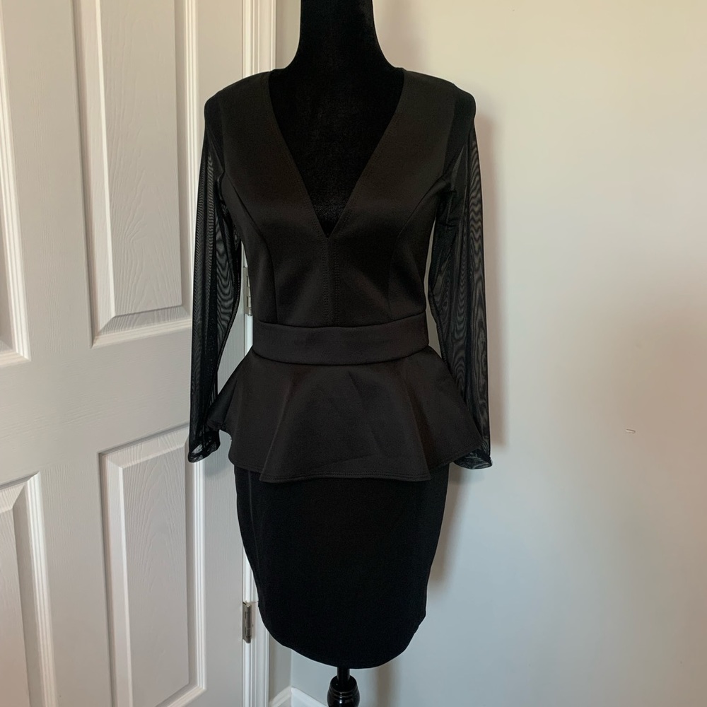Black dress size small